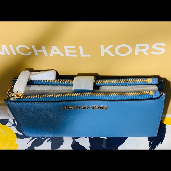 SOLD - Picture 2 of 8